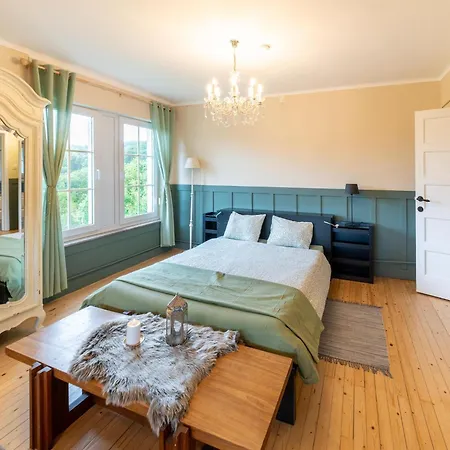 Peaceful House With View Of The Castle Holiday home Bouillon